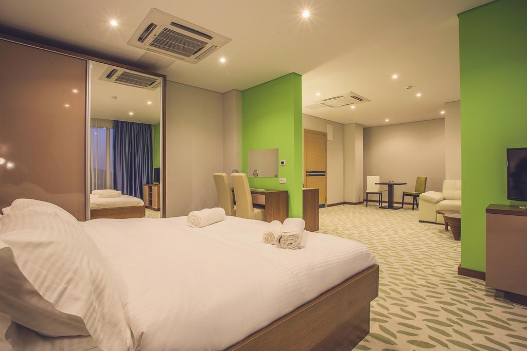 Hotel Franca บาร์ ห้อง รูปภาพ